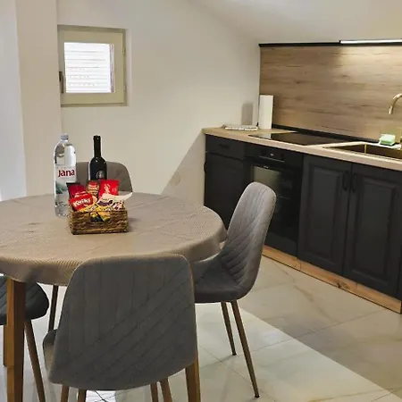 Appartement 5237-3 Privlaka (Zadar)